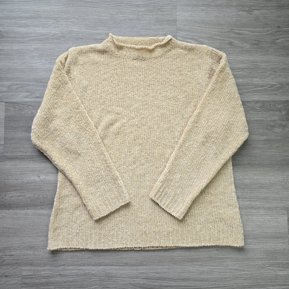 Vintage  Cream Sweater Curly Yarn